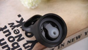 Single wall stainless steel bottle